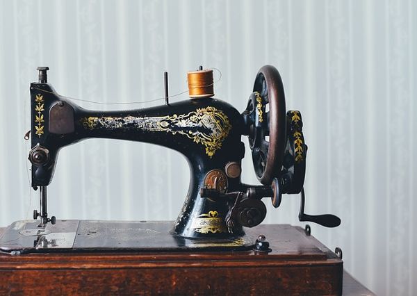 Macchine da cucire: un hobby perso nel tempo?
